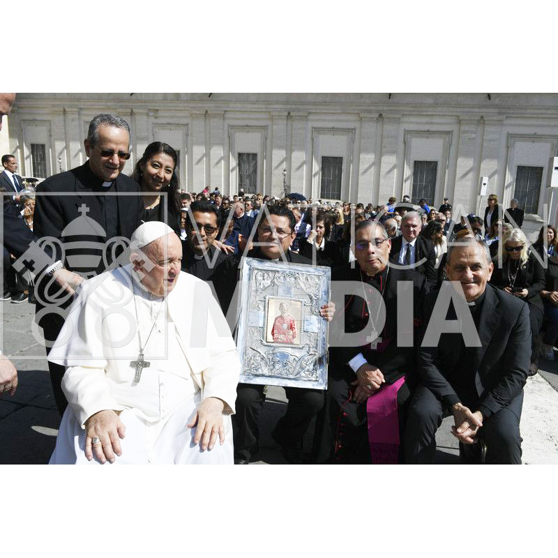 El Papa Francisco Bendijo El S Mbolo Del Congreso Eucar Stico